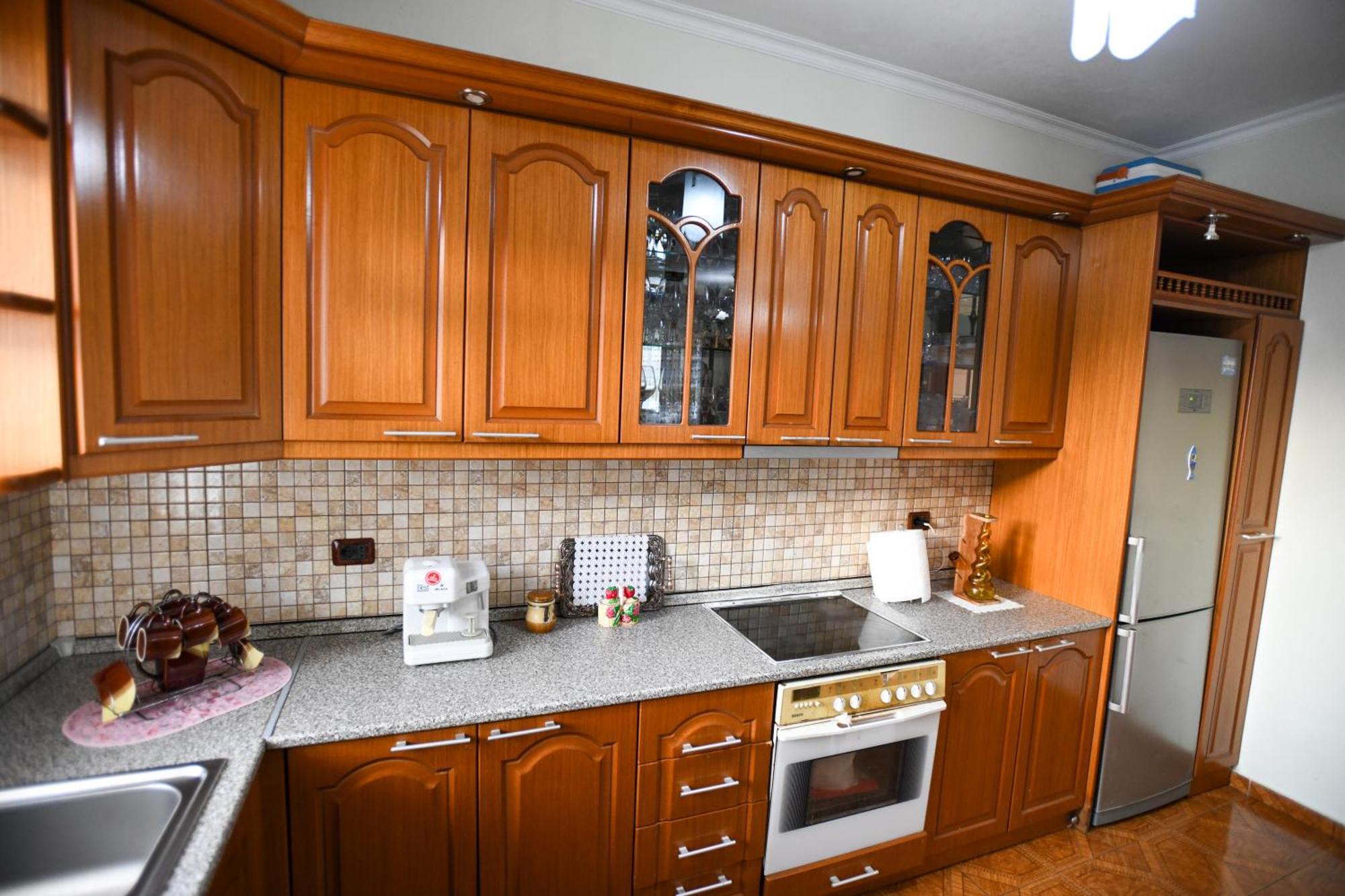 Apartment Darlin Berat Exterior photo